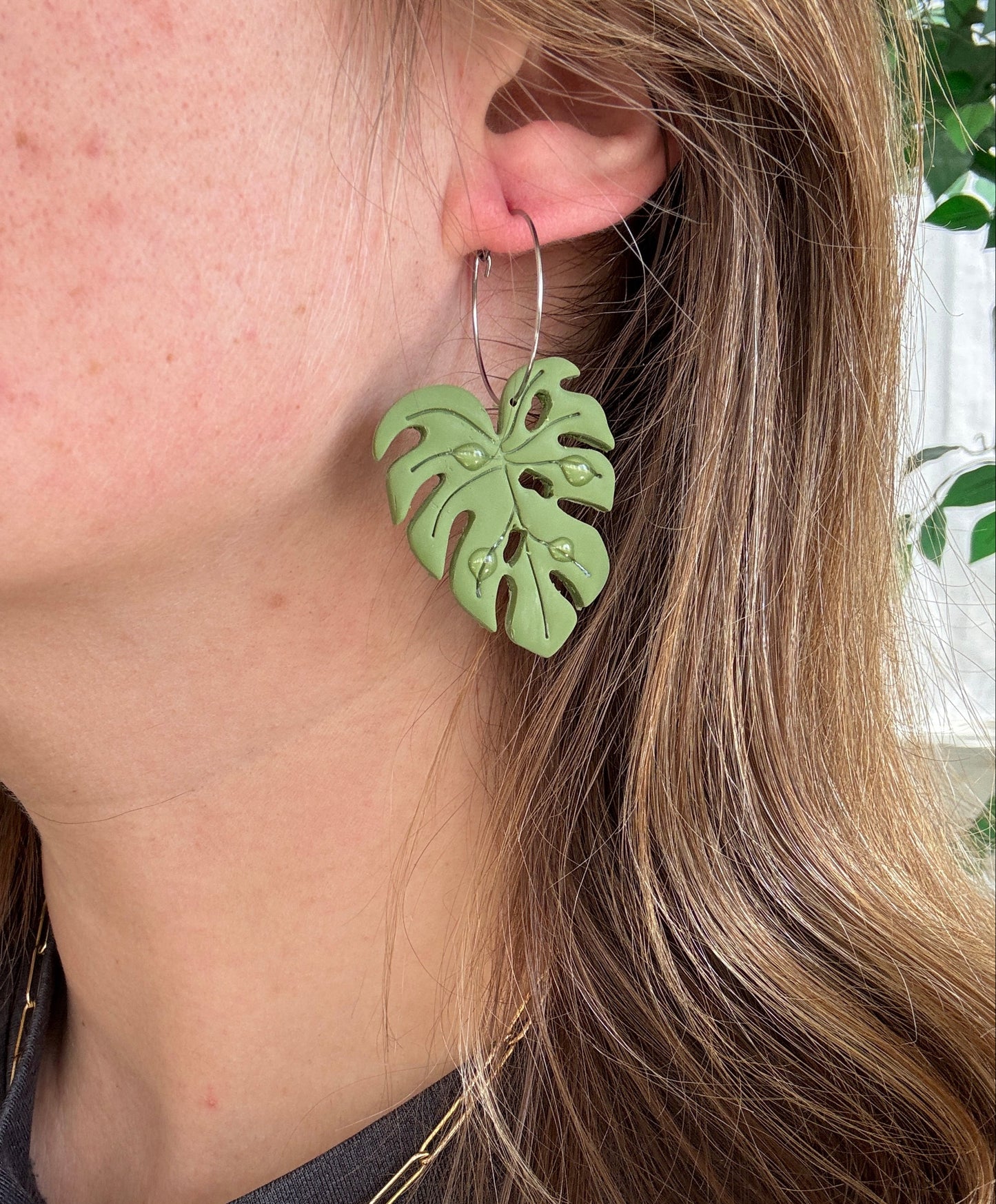 Tropical Monstera Leaf Earrings - Water Droplet Effect