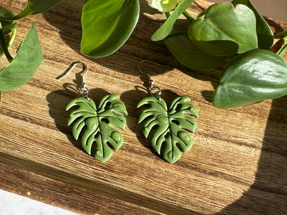 Tropical Monstera Leaf Earrings - Water Droplet Effect