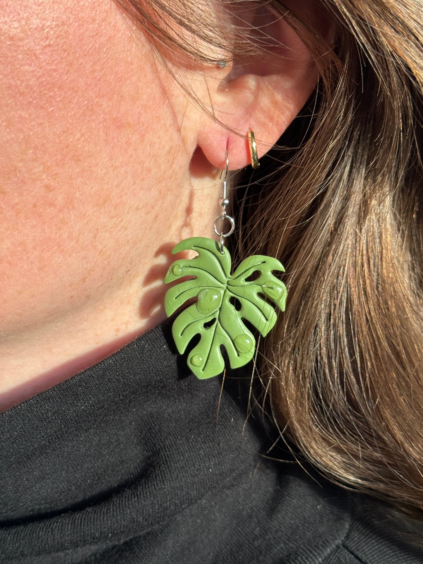 Tropical Monstera Leaf Earrings - Water Droplet Effect